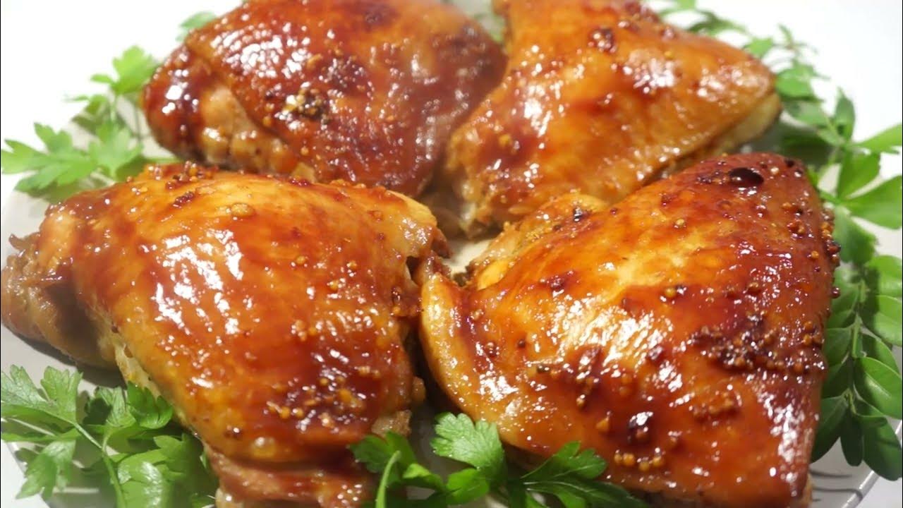 Куриные бедра в духовке. Бедрышки куриные на сковороде. Куриные бедра в духовке. Куриные бедрышки запеченные в духовке. Куриные бедра в духовке с макаронами гнезда.