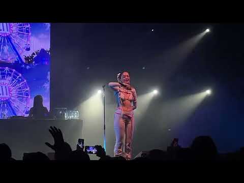 Мэйби Бэйби - Планета М (13.11.22) / Питер / Aurora Concert Hall