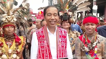 Momen Ribuan pasukan merah TBBR Panglima Jilah menyambut kedatangan presiden jokowi dipontianak.