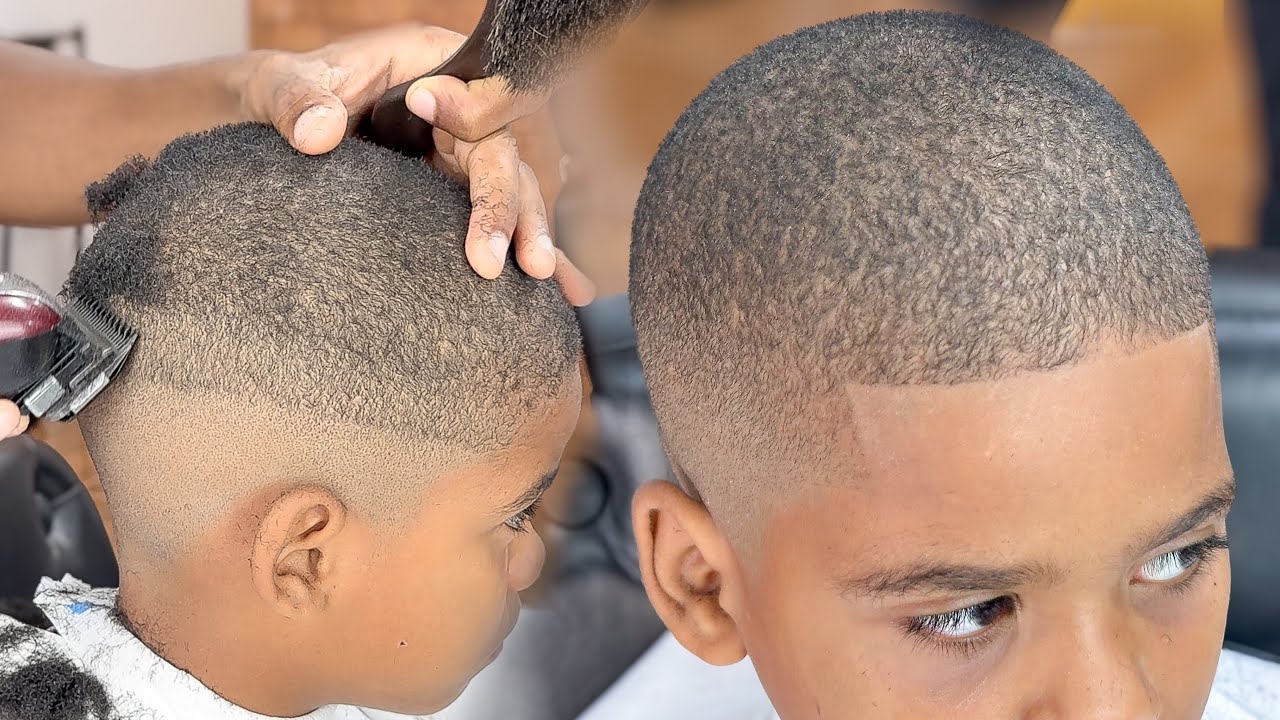 Barbearia Do Zaca - Corte simples infantil mas com qualidade, e aquela  famosa listra para fazer a divisão do cabelo , degradê bem feito natural e  sem pigmentação. #barbeshop #barbeariatorres💈 #barbeirocomorgulho  #barbearia #