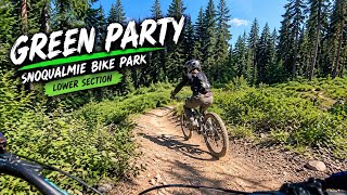 FIRST LAPS on Green Party's LOWER Section! Girlfriend POV Follow Cam at Snoqualmie Bike Park