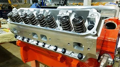 440 Chrysler Mopar Engine Building Part 8 - Installing Trick Flow Cylinder Heads