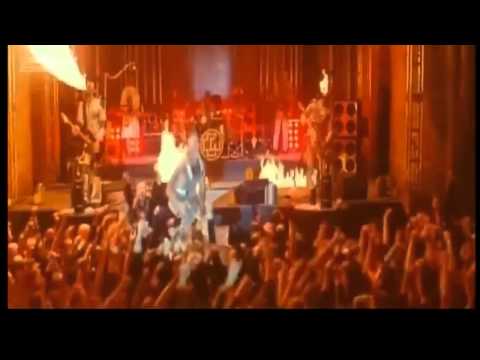 Rammstein - Feuer Frei (Official Music Video)