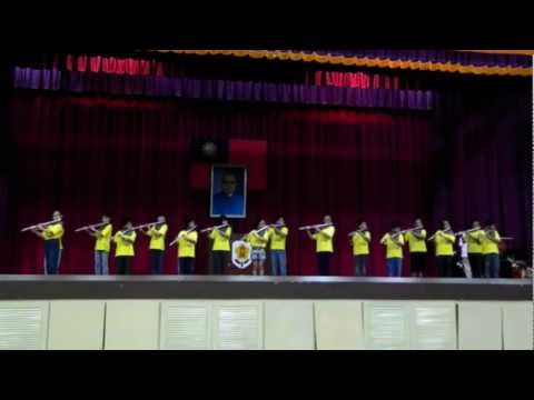 101.11.17【文開國小】家長會長交接典禮演出 - 龍貓(98團+99團).AVI