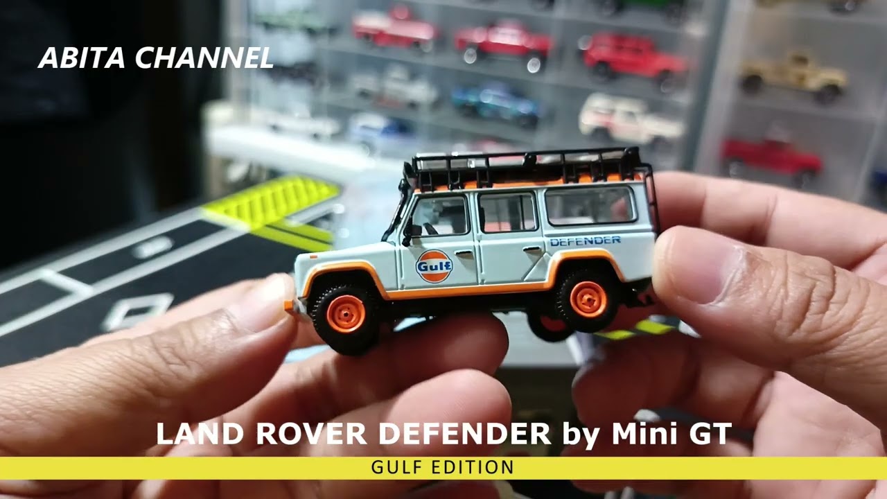 LAND ROVER DEFENDER by Mini GT - gulf edition