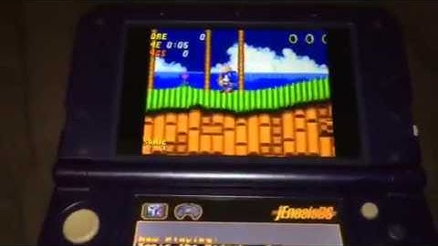 Supercard DSTWO Flash Cart Running on New 3DS XL