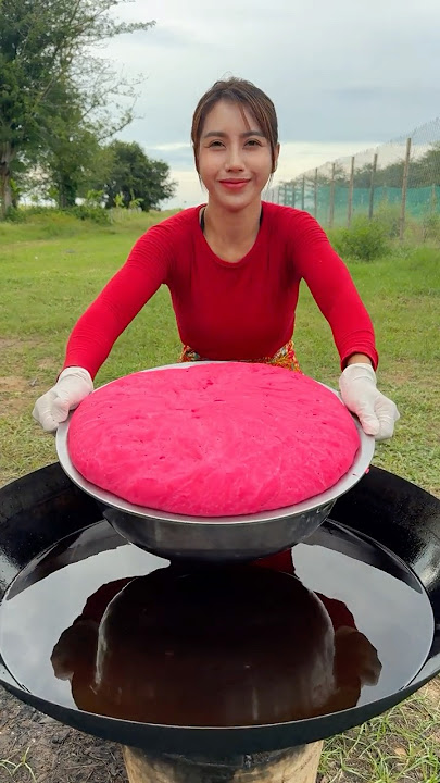 Cooking cake crispy with chocolate sauce recipe #cooking #shorts #shortvideo #food #recipe