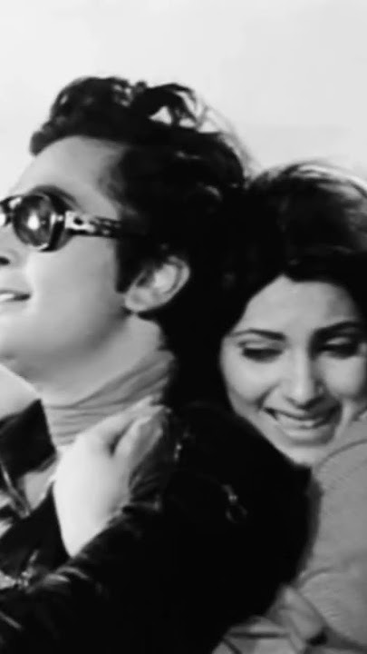 Bobby(1973)Singer :Lata Mangeshkar, Shailendra Singh Lyricist :Anand Bakshi Music:Laxmikant-Pyarelal