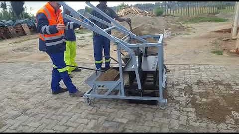 Revaro REL4 1 Egg Layer Brick Making Machine