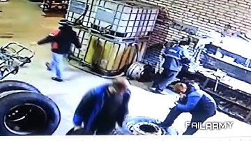 Best Fails of the Week 1 January 2014    FailArmy