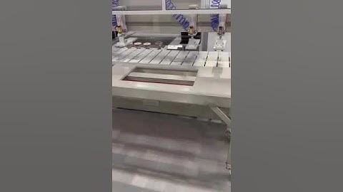 Helios releases the newest #edge #polisher at #marmomac 2023