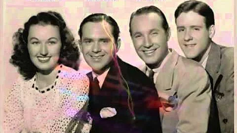 Kay Kyser and his Orchestra  Three Little Fishies ...