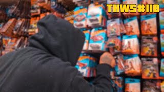 I JOINED A PROFESSIONAL HOT WHEELS COLLECTORTRADER IN A HOT WHEELS HUNT AT A DOLLAR TREE REOPENING