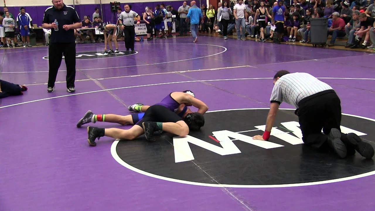 Monroe Woodbury JV Wrestling Connor Lynch vs Valley Central 12 6 2014