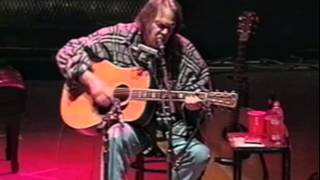 Neil Young  Full Concert  10/19/97  Shoreline Amphitheatre (OFFICIAL)