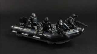 Mega Bloks Call of Duty Rib Beach Assault