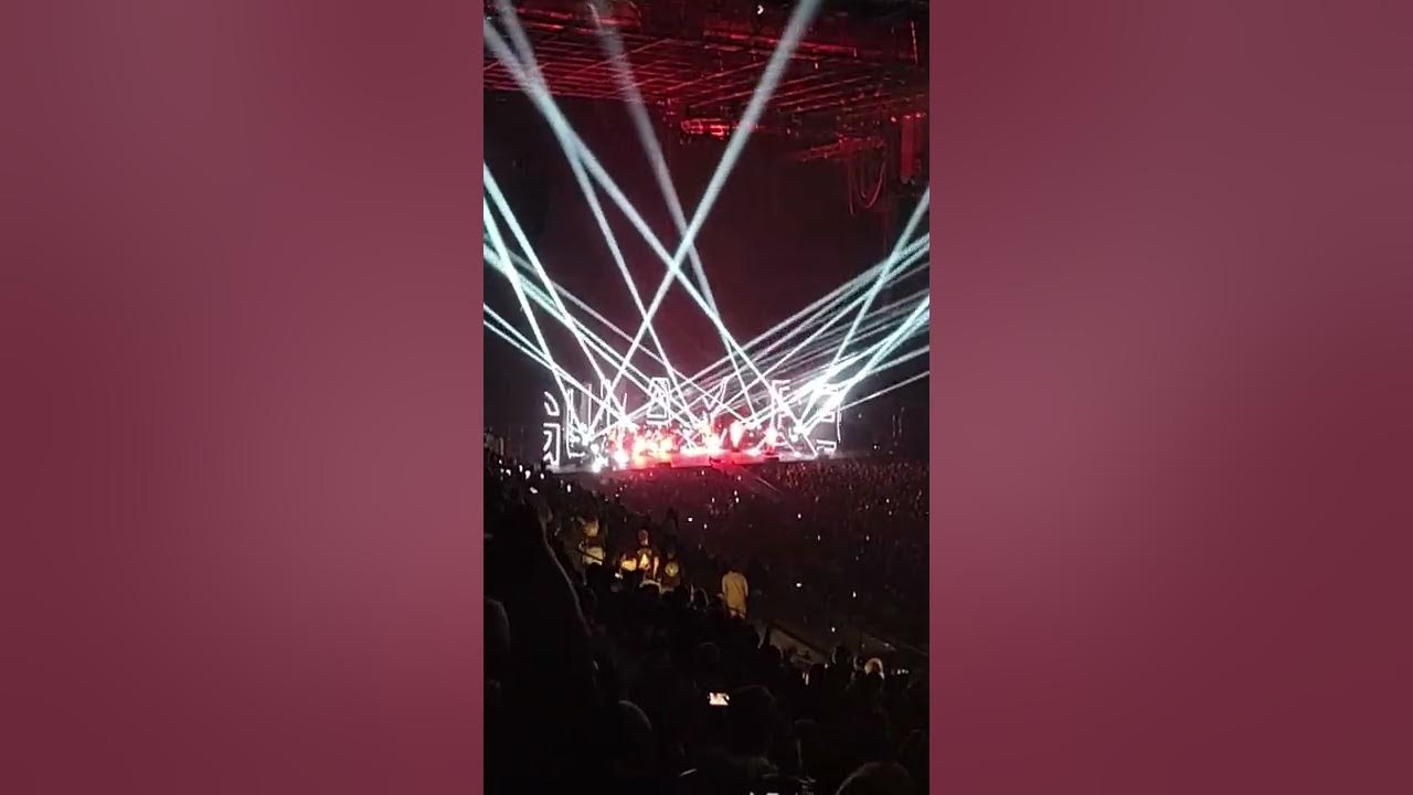 Babasónicos en el Movistar Arena de Buenos Aires - YouTube