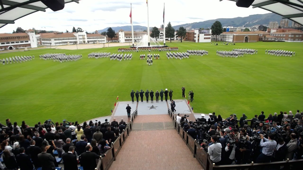 EN VIVO - Ceremonia de Ascenso a Generales y Subtenientes de la Escuela Militar de Cadetes 2 - YouTube