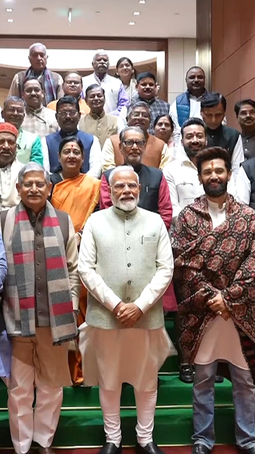 PM Modi meets NDA MPs from Bihar in Parliament | #shorts