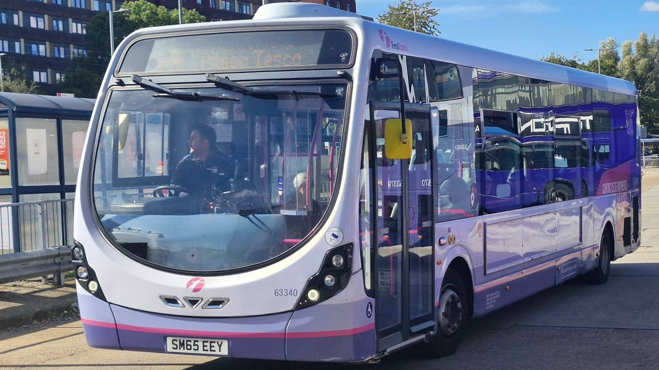 Daimler Voith and Rattlebox - FirstBus 63340 Wright Streetlite DF working the B1
