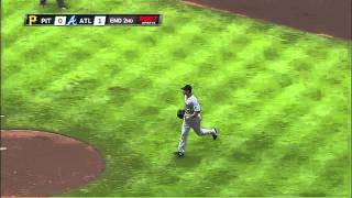2013/06/05 Alvarez's barehanded play
