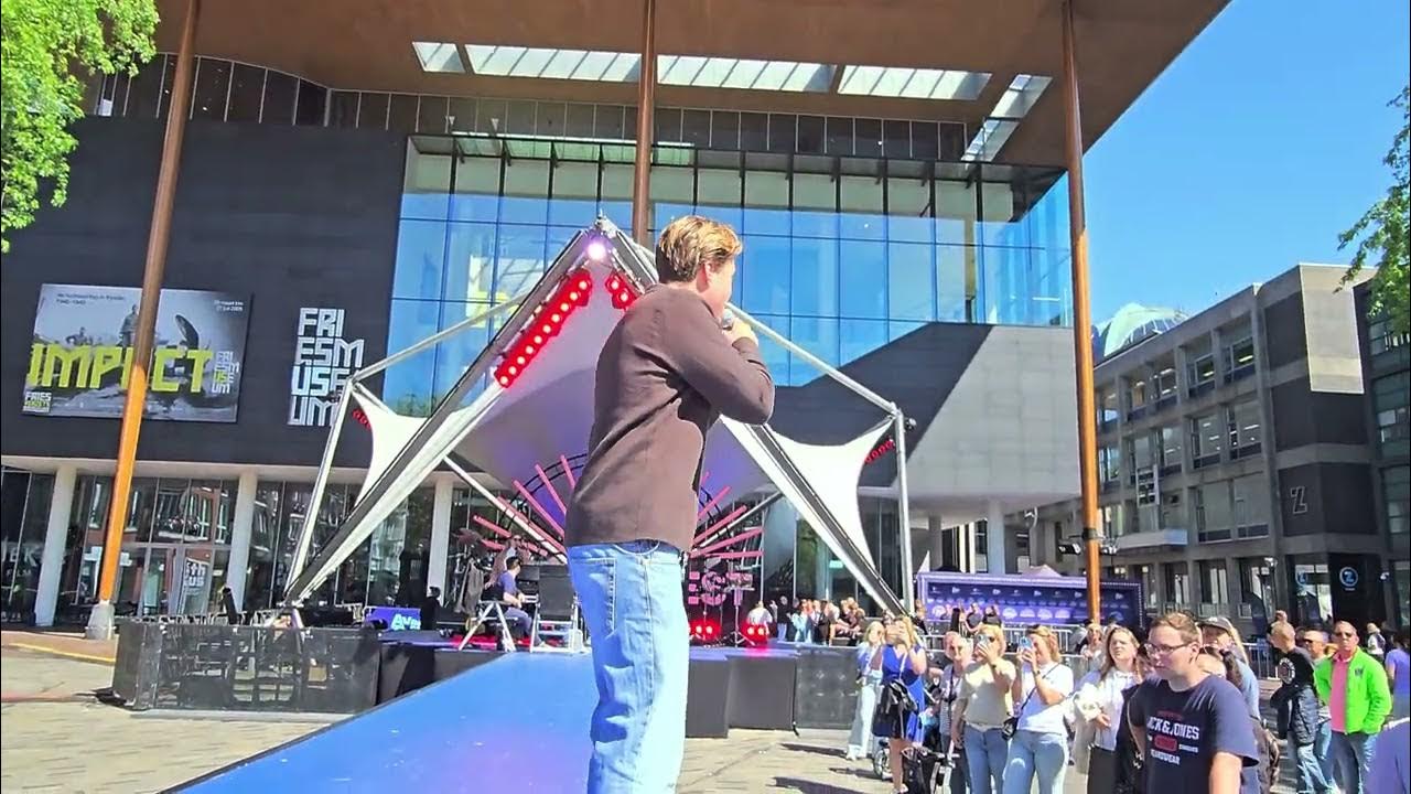 Samuel Welten - Echte Liefde Is Te Koop - Muziekfeest op het plein - Leeuwarden 2025 Samuel Welten - Echte Liefde Is Te Koop - Muziekfeest op het plein - Leeuwarden 2025