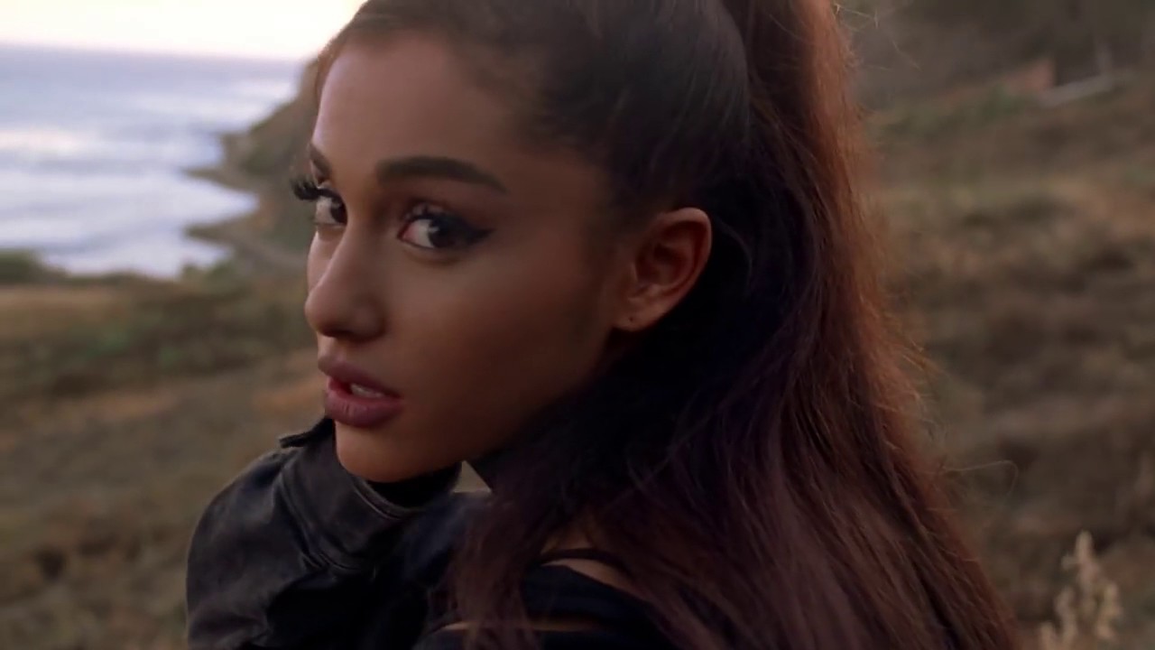 Ariana Grande Let Me Love You Lyrics Deutsch Ariana Grande Let Me Love You Official ft Lil Wayne - YouTube