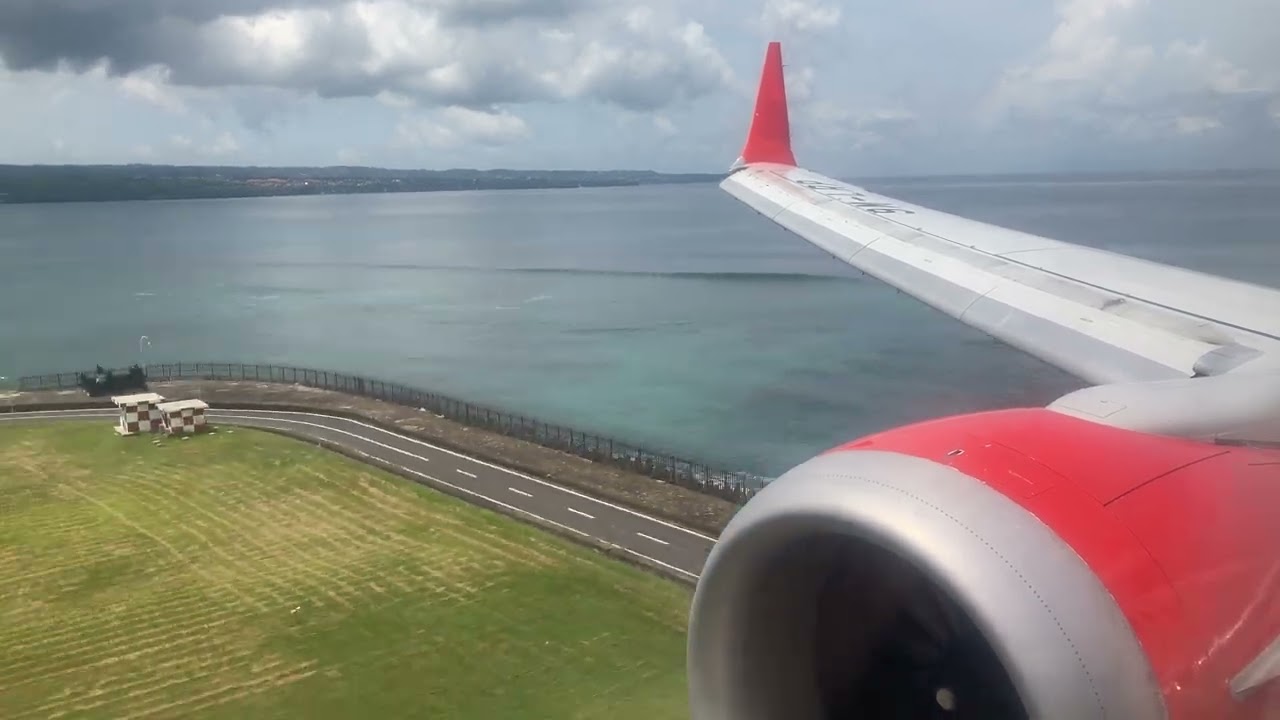 Batik Air Malaysia Boeing 737 MAX 8 OD178 Landing at Denpasar - Bali