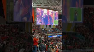 Download Lagu Donald Trump gets LOUD REACTION at National Championship game during ANTHEM! MP3