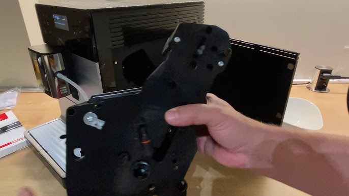 Miele Cm5xxx Bis Cm50 Drainageventil Ausbauen Ersetzen Tauschen Einbauen Reparaturanleitung Youtube