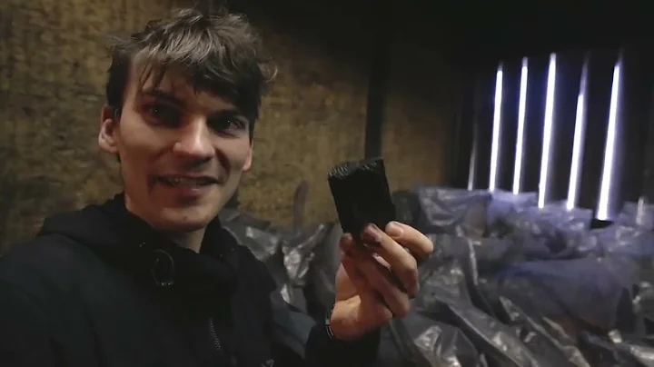 Andy Cooks! How Japanese Masters Turn Sand Into Swords