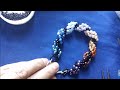 pulsera en espiral de colores  con perlas
