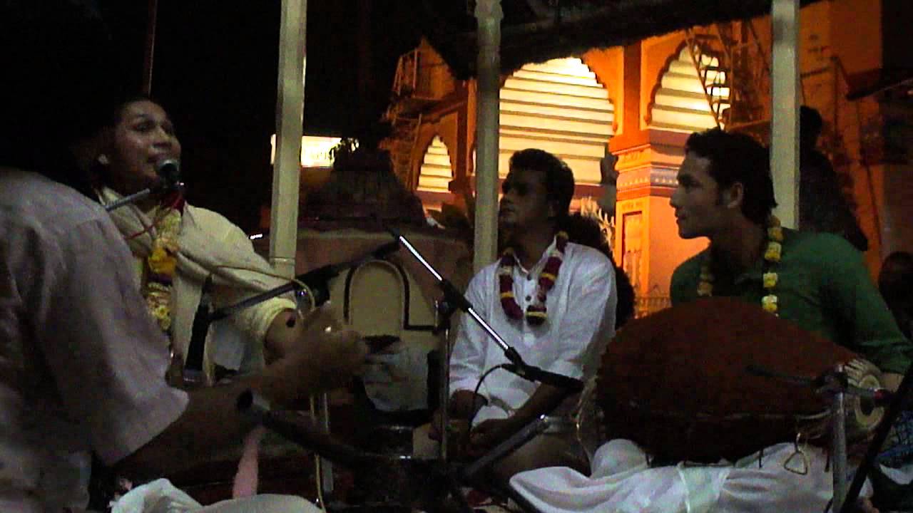 2013 Mayapur kirtan 1 - Pandit G Dey - YouTube
