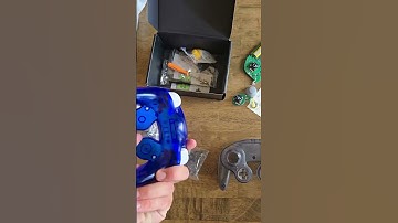 Is this the new Gamecube Wavebird? || 8BitDo Mod Kit for Original NGC Controller