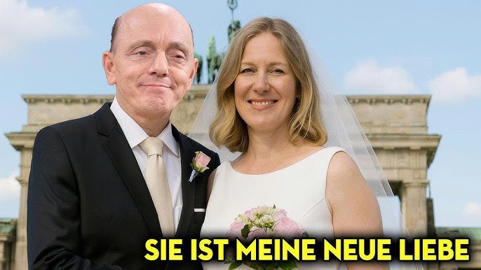 Mit 55 Jahren gestand Bernhard Hoëcker nach Scheidungsgerüchten endlich eine neue Liebe. - YouTube