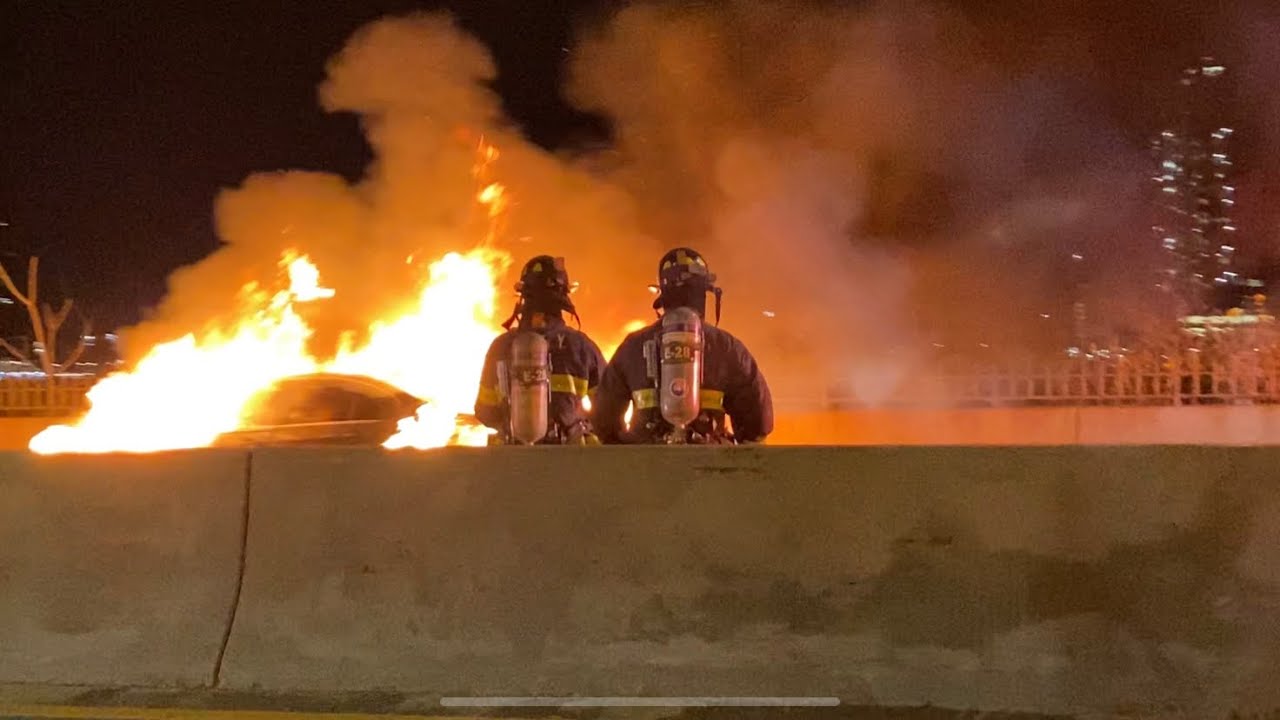 Fully Engulfed BMW Car Fire on FDR Drive in NYC manhattan nyc 