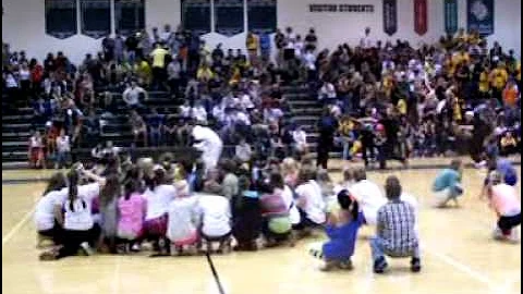 Forest Hills Central FHC Senior Class Lip Sync 2012.MOV