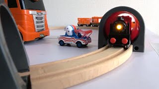Tunnel mountain road train wooden toy ☆ Cars race course