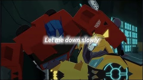 Optimus and Bumblebee // Transformers Cyberverse