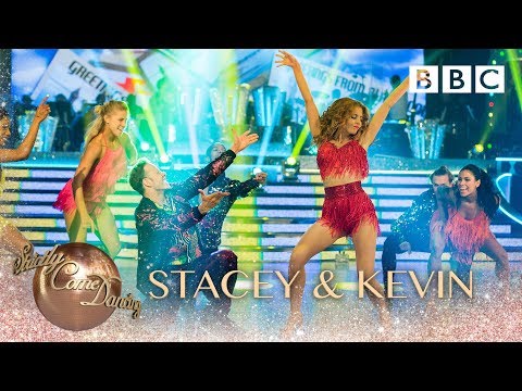 Stacey Dooley And Kevin Clifton Salsa To 'Ooh Aah ' By Gina G - Bbc Strictly 2018