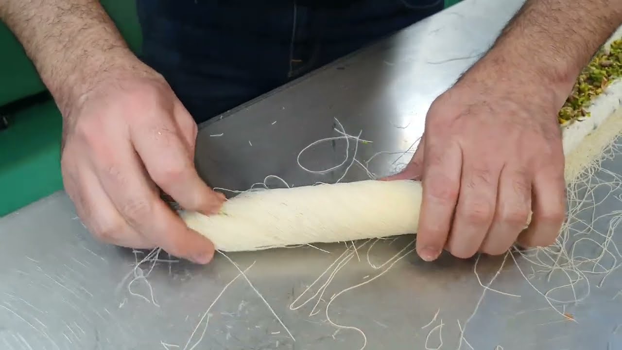 شيف نبيل/كنافة مبرومة بالقشطة  ( مغشوشة بالقشطة ) طريقة تعليم لفها وحشوتها وقليها بالتفصيل