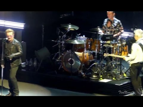 ჯგუფმა U2 ათი წლის შემდეგ სინგლი GLORIA შეასრულა