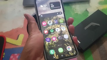 Samsung Galaxy Z Flip 6: How to Enable or Disable Use Wallpaper in SmartThings (Android 14)