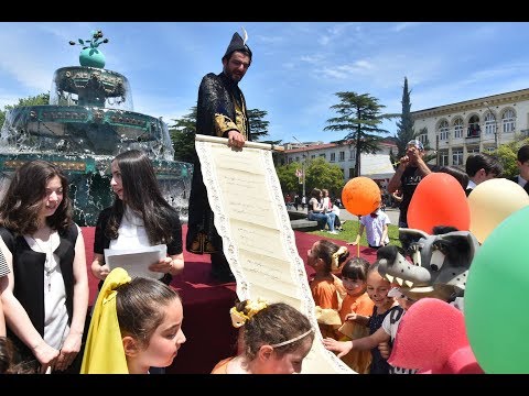 ზუგდიდში დამოუკიდებლობის დღის აღნიშნვა მასშტაბურად მიმდინარეობს.