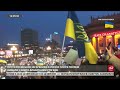 Тисячі людей вийшли на мітинг за Україну у Варшаві