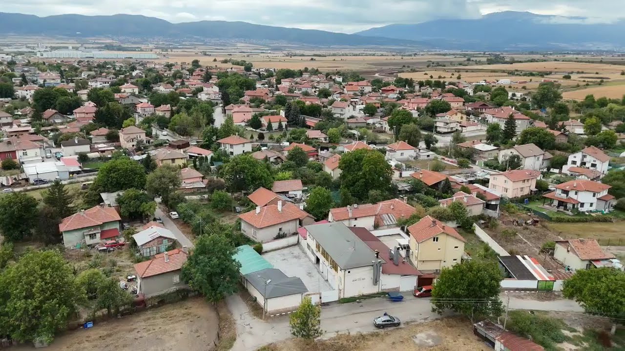 Равно поле 2