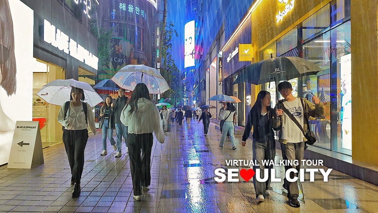 SEOUL CITY TRAVEL 29 - Rainy Day in Seoul Evening Walk, Hongdae Street and Yeonnam-dong Cafe Street