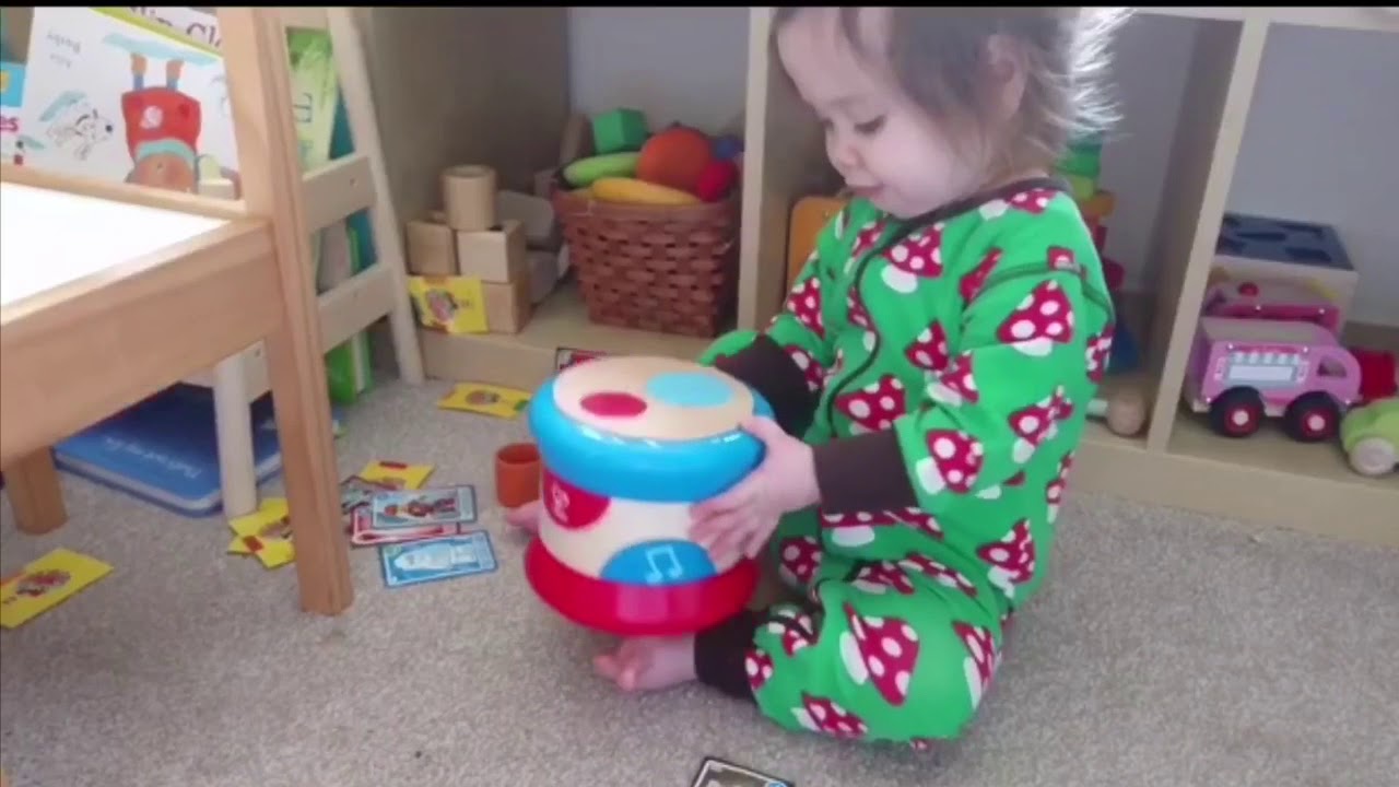 Hape E0333 Baby Drum tambour musical bébé interactif sons et