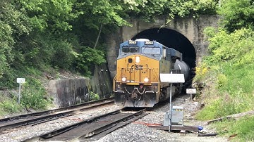 Train Pops Out Of Tunnel W/Mid DPU!  Push Pull Train, Top And Tail, CSX Freight Trains, L&N, B&O