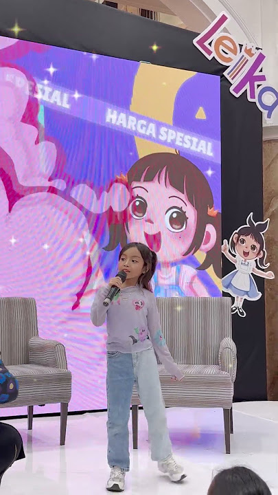 BUNDA NYANYI LAGU SAHABAT DI LAUNCHING BUKU LEIKA SAMBIL BAGI-BAGI SUSU #leika #shorts #dienafitri